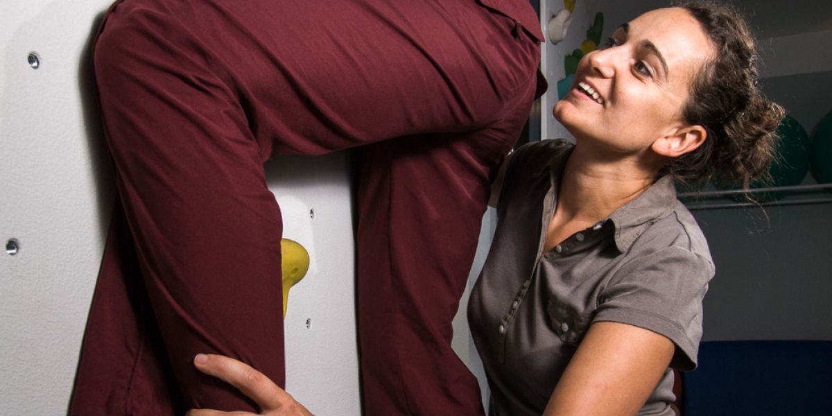 Klettertherapie als ergänzendes Trainingsverfahren in der Praxis Koritter Berlin Wedding